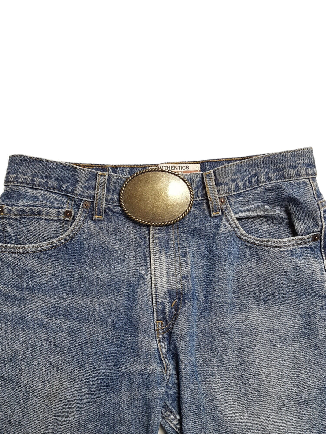 Western Oval Buckle with Rope Edge