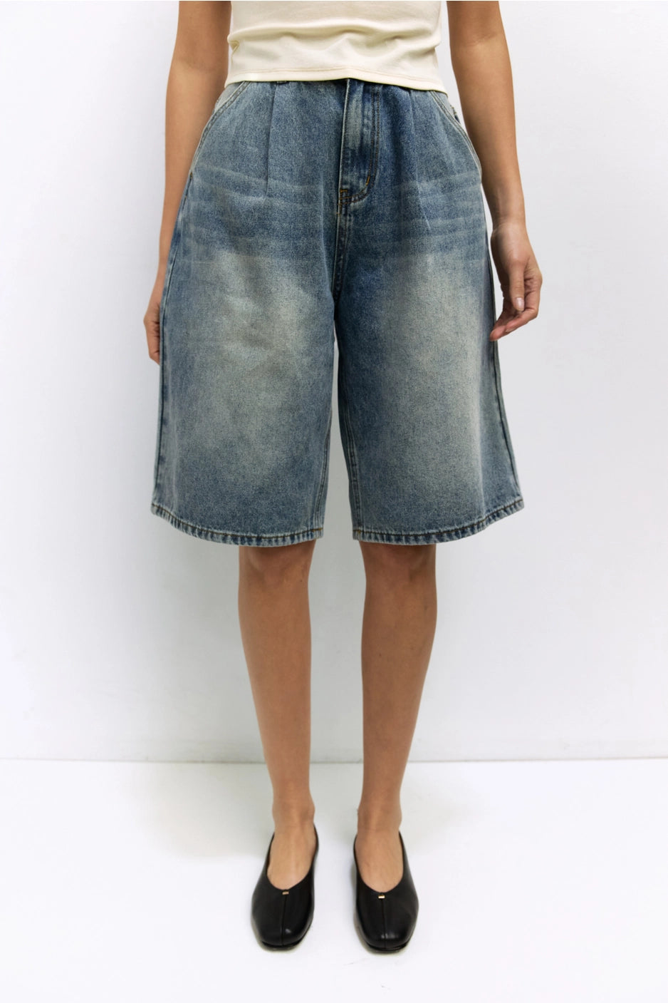 Montmartre Pleated Denim Shorts